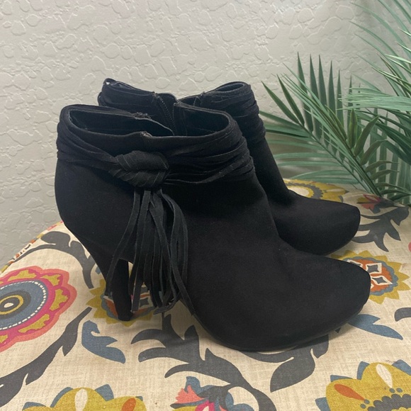Call It Spring Shoes - Call It Spring Size 8 booties